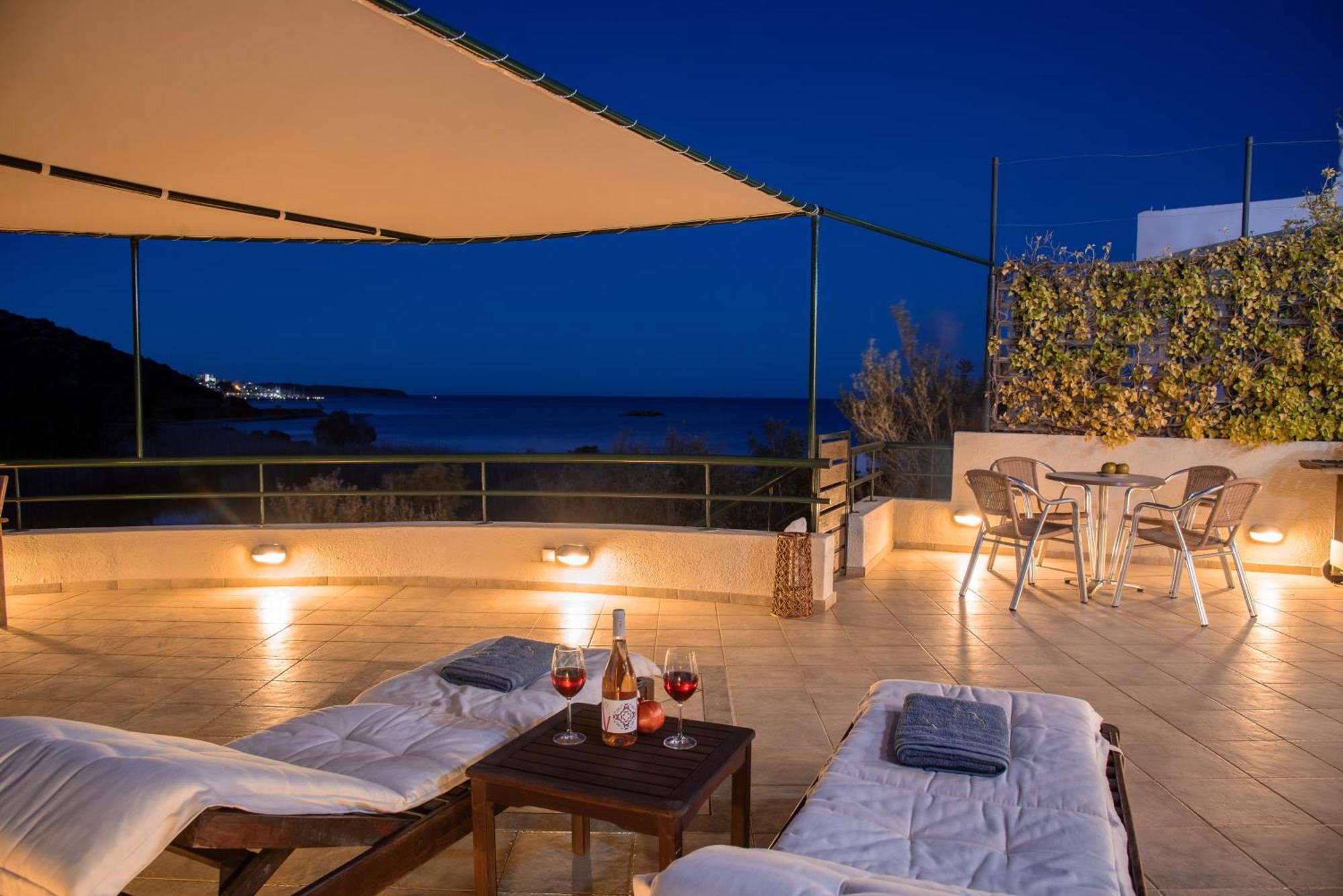 Coastal Dream Beachview Jacuzzi& Sauna Amoudara  外观 照片