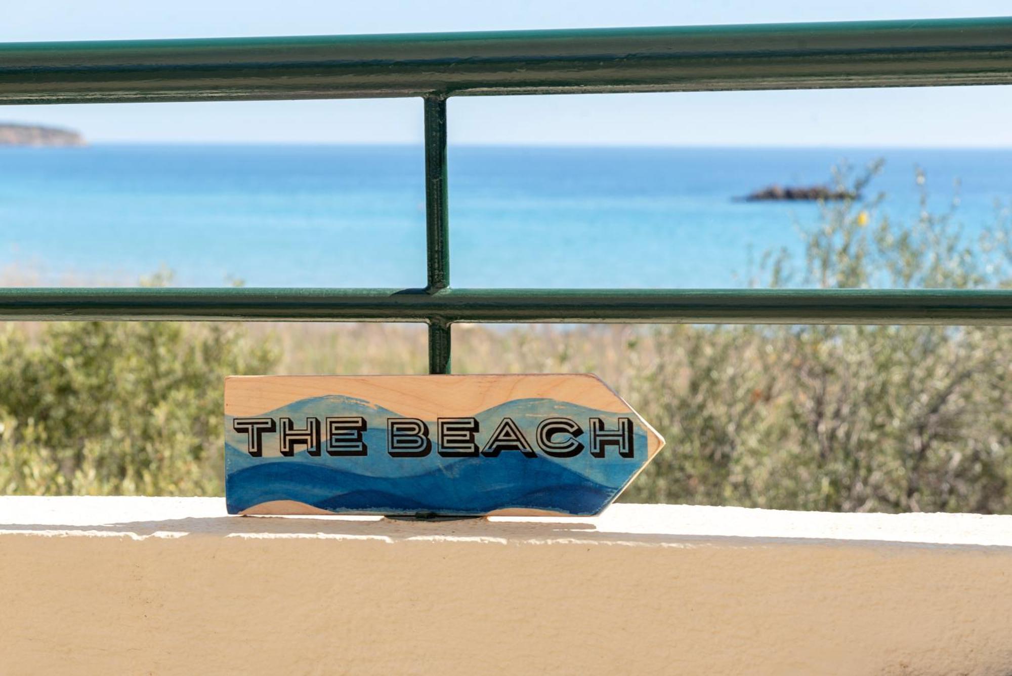 Coastal Dream Beachview Jacuzzi& Sauna Amoudara  外观 照片